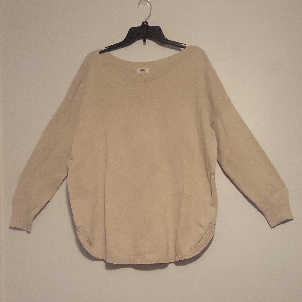 Old Navy Women's Cream Crew Neck Sweater